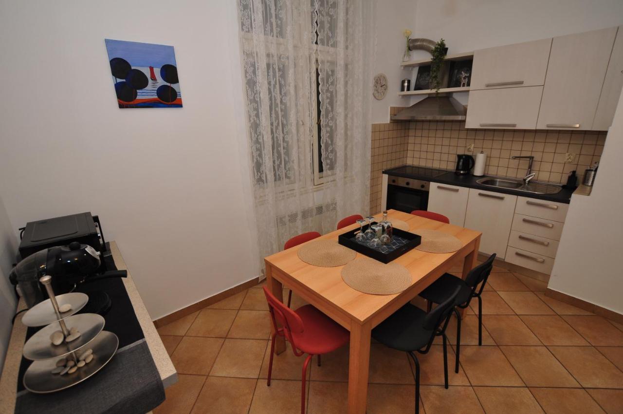 Apartment Moel Split Eksteriør bilde